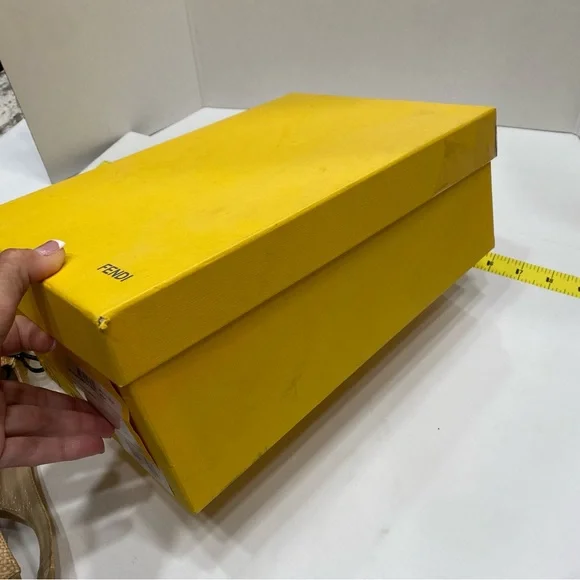 FENDI authentic platform rafia and black patent high heel sling back 37.5 - Picture 9 of 12